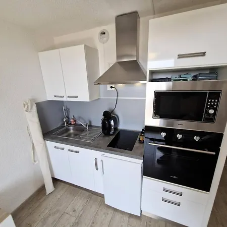 Apartamento Le Carlton - 2 Pieces 4 Couchages Port Leucate. Ref: 2car_218c Mae-5171
