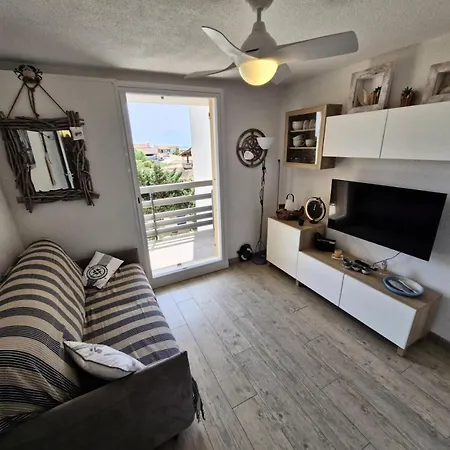 Le Carlton - 2 Pieces 4 Couchages Port Leucate. Ref: 2car_218c Mae-5171 *